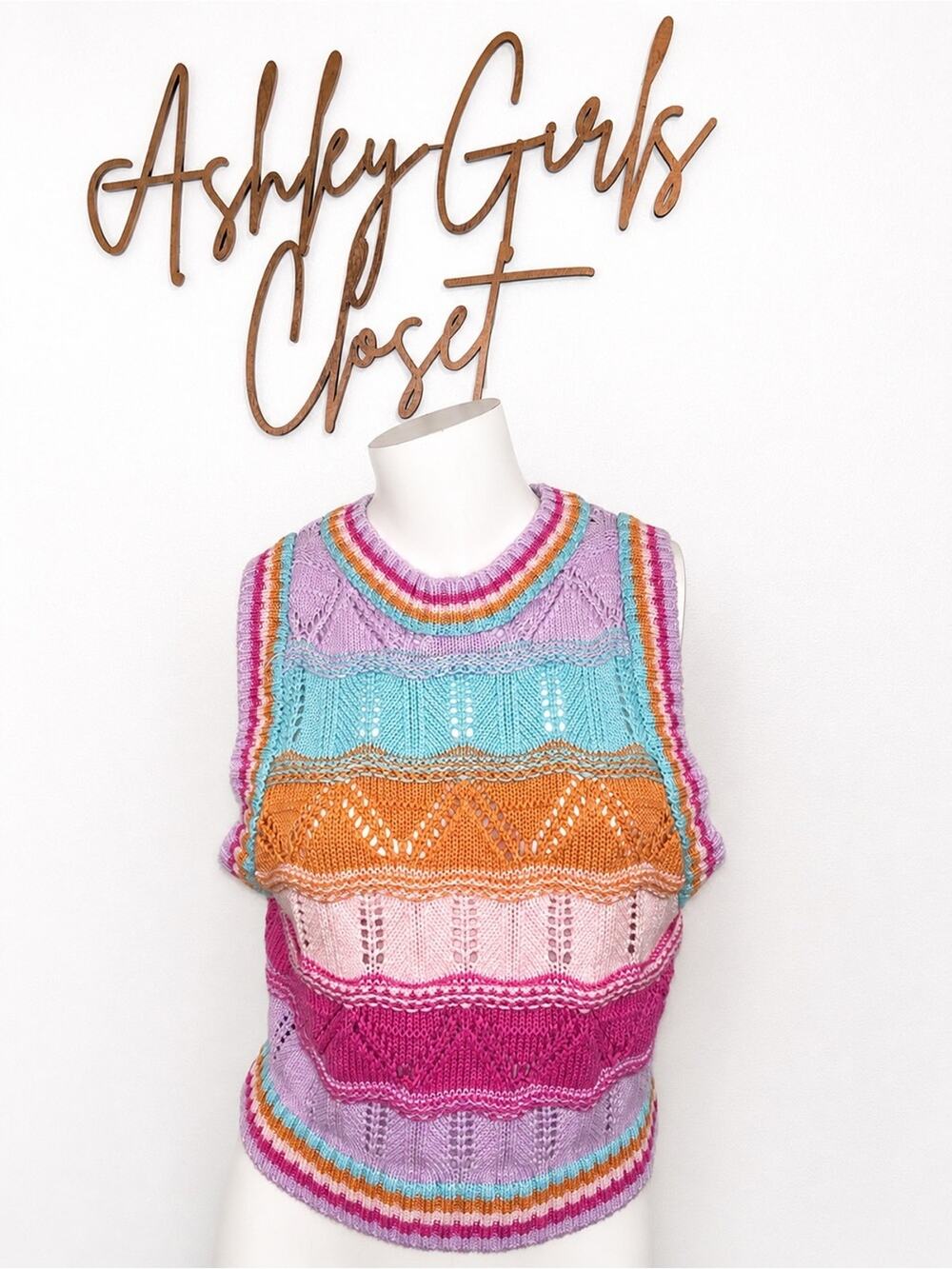 Forever 21 Multicolor Pointelle Knit Sweater Vest Size Small